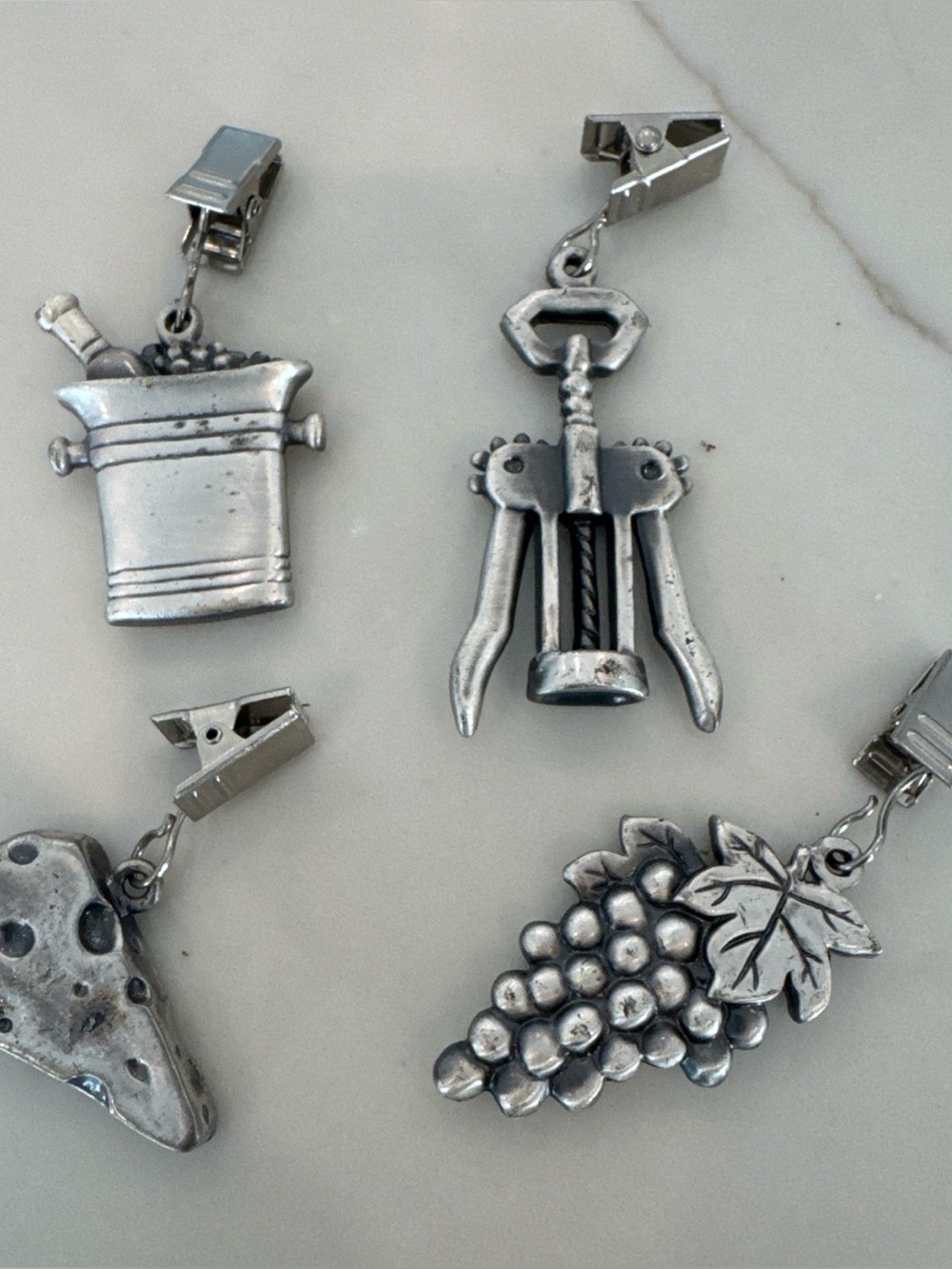 Pewter Wine-Themed Charm tablecloth weight Clips - Unbranded